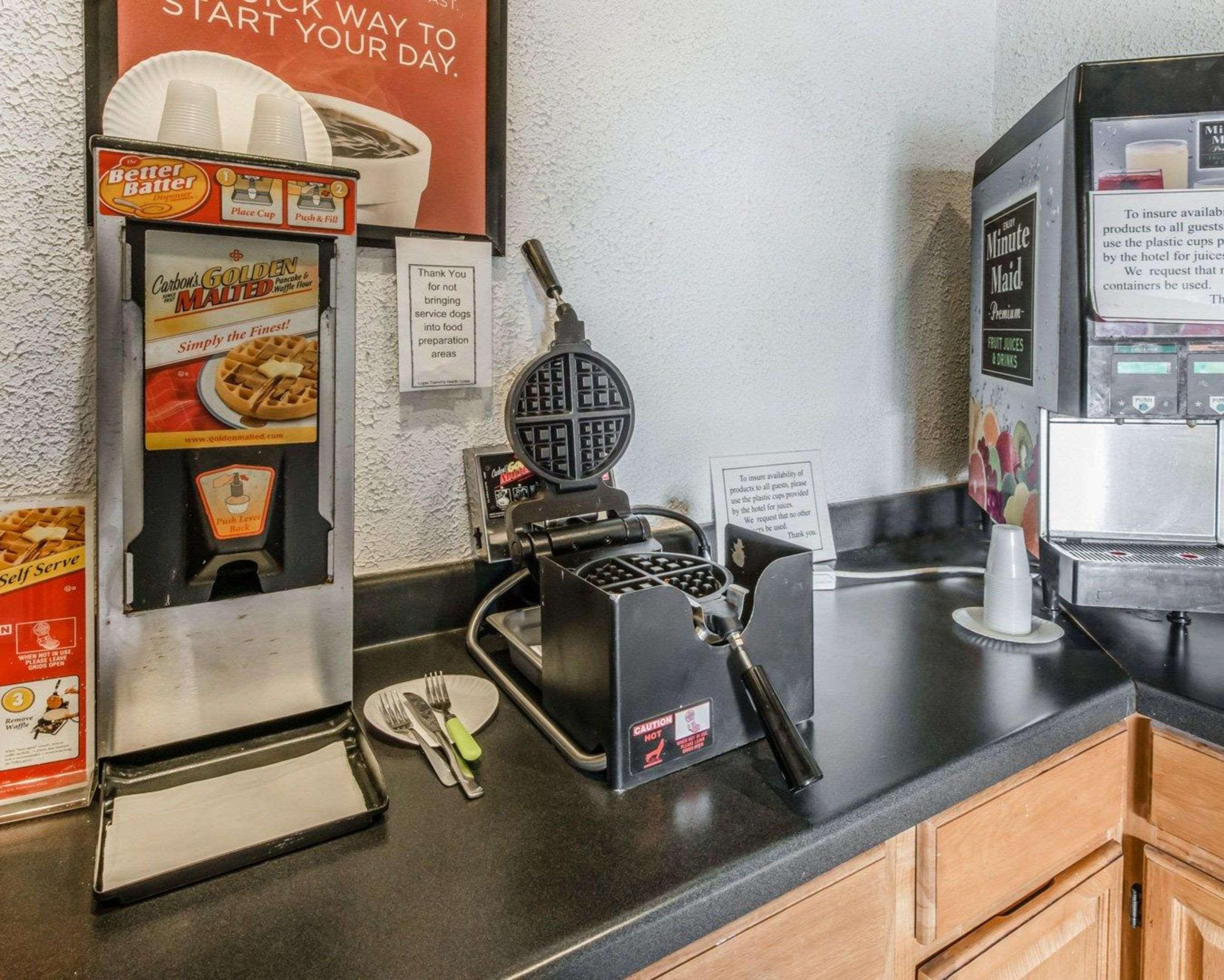 Econo I-99 Hotel 2*