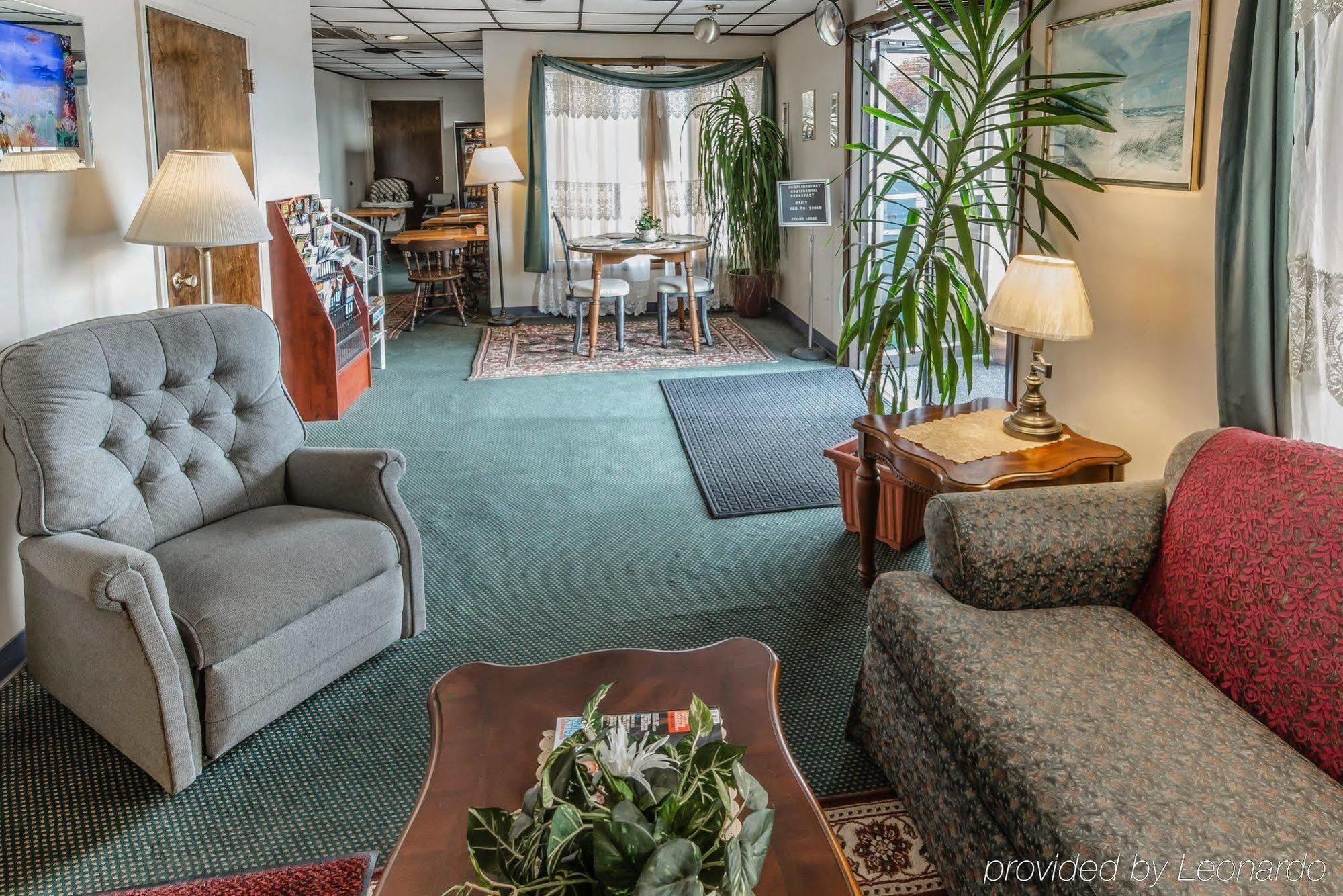 Econo I-99 Hotel