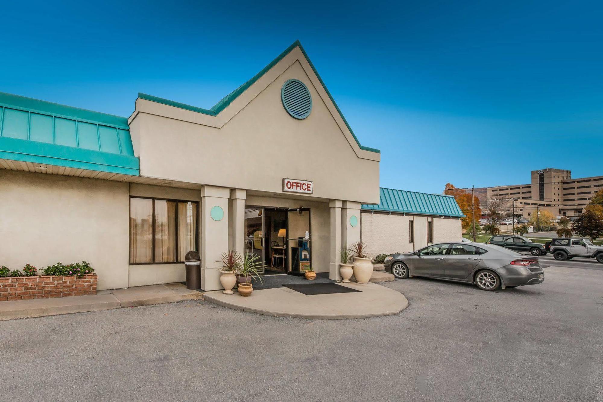 Hotel Econo I-99 Altoona
