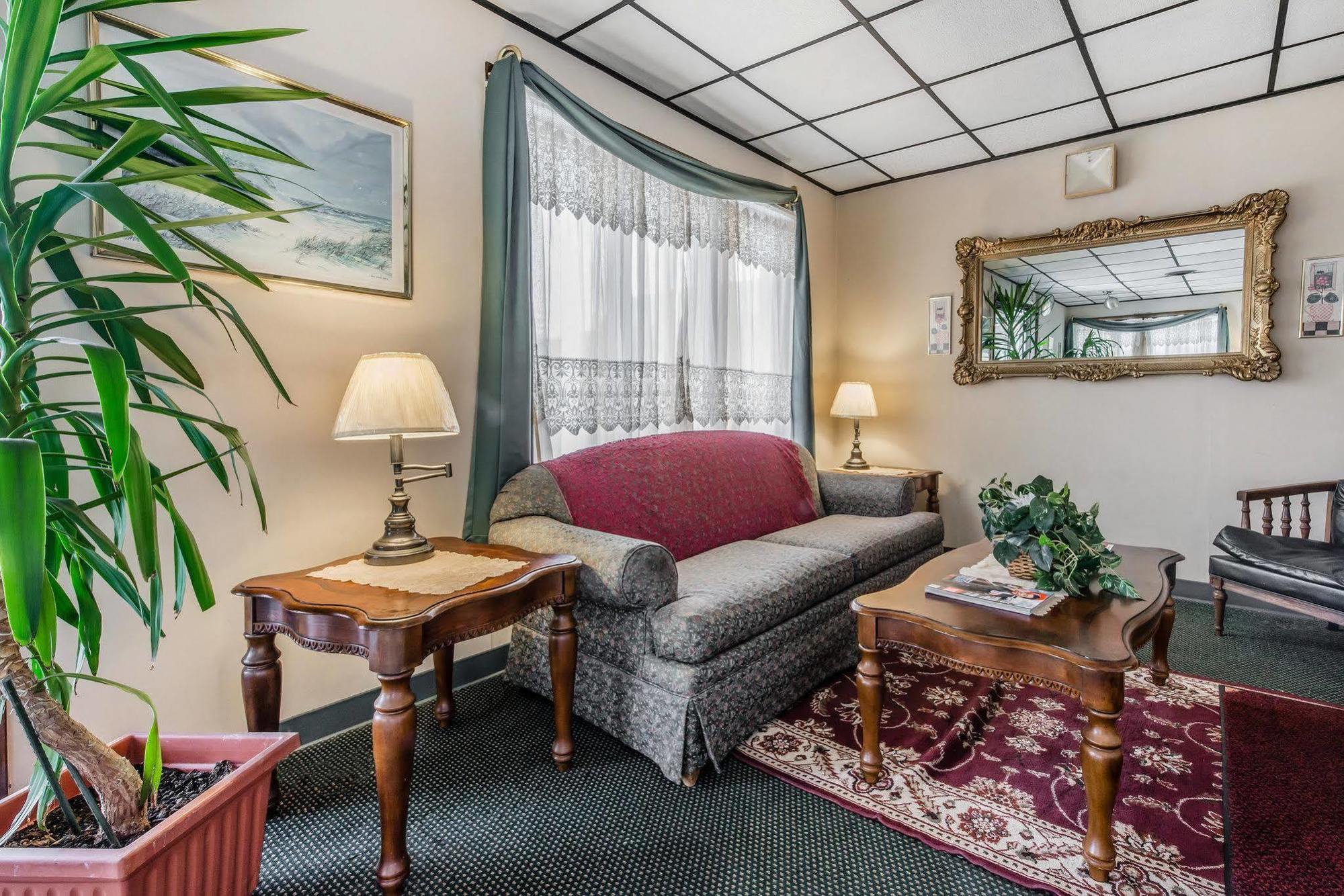 Hotel Econo I-99 Altoona